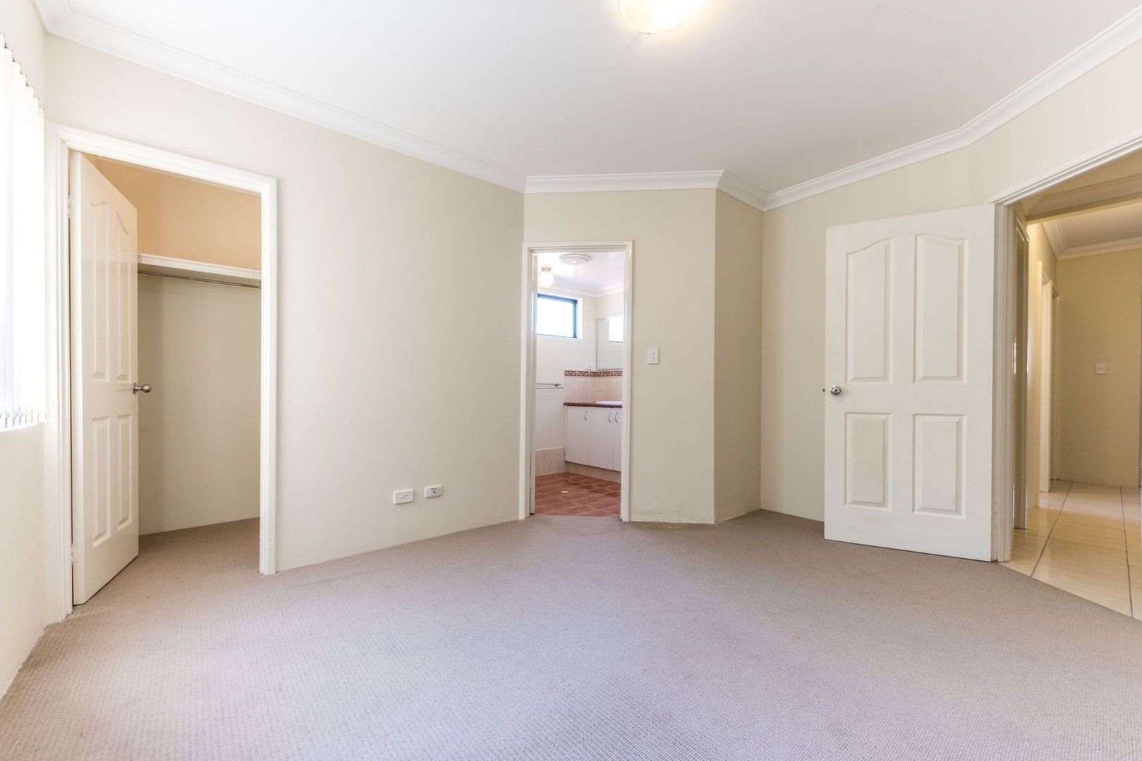3 bedrooms Apartment / Unit / Flat in 1/32 Mason St CANNINGTON WA, 6107