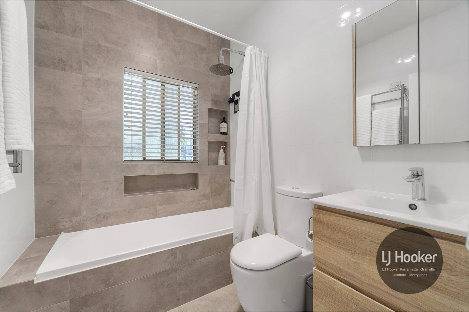 Additional image 4 of 33 Robertson Street, Guildford NSW 2161