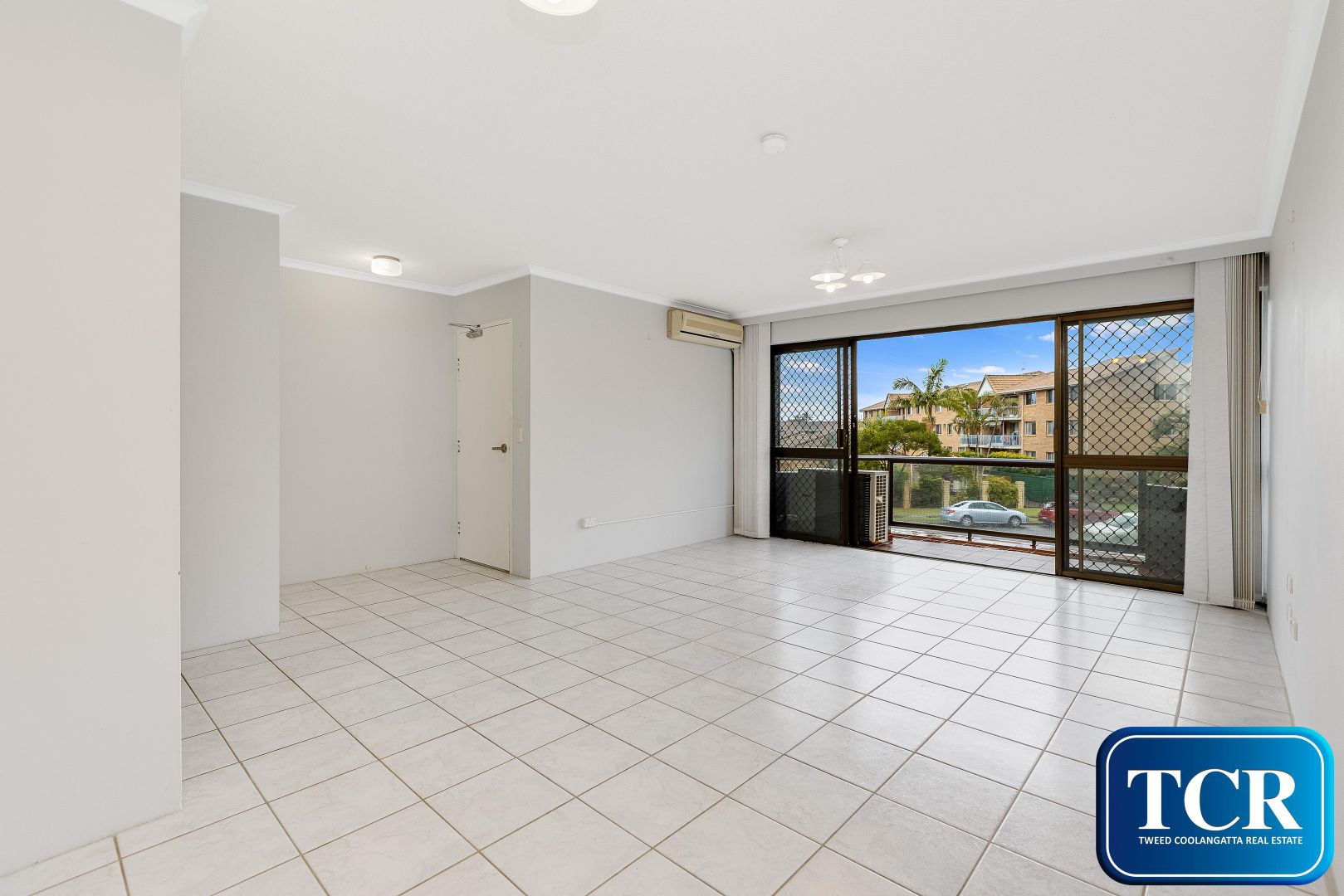 8/3 Botany Crescent, Tweed Heads NSW 2485, Image 2