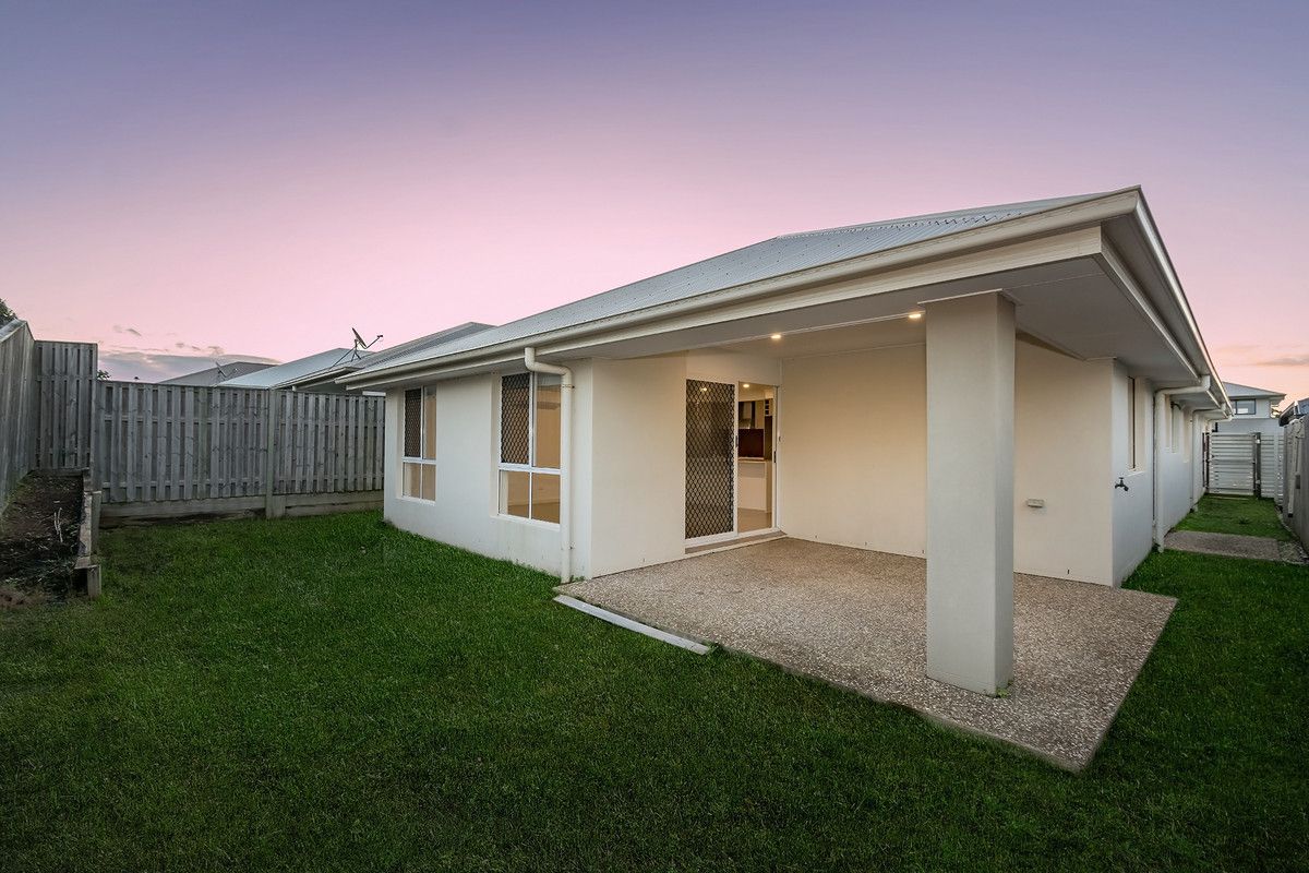 4 bedrooms House in 8 Stairway Street COOMERA QLD, 4209