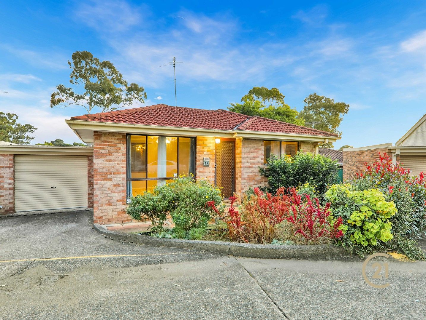 2 bedrooms Villa in 43/196-200 Harrow Road GLENFIELD NSW, 2167