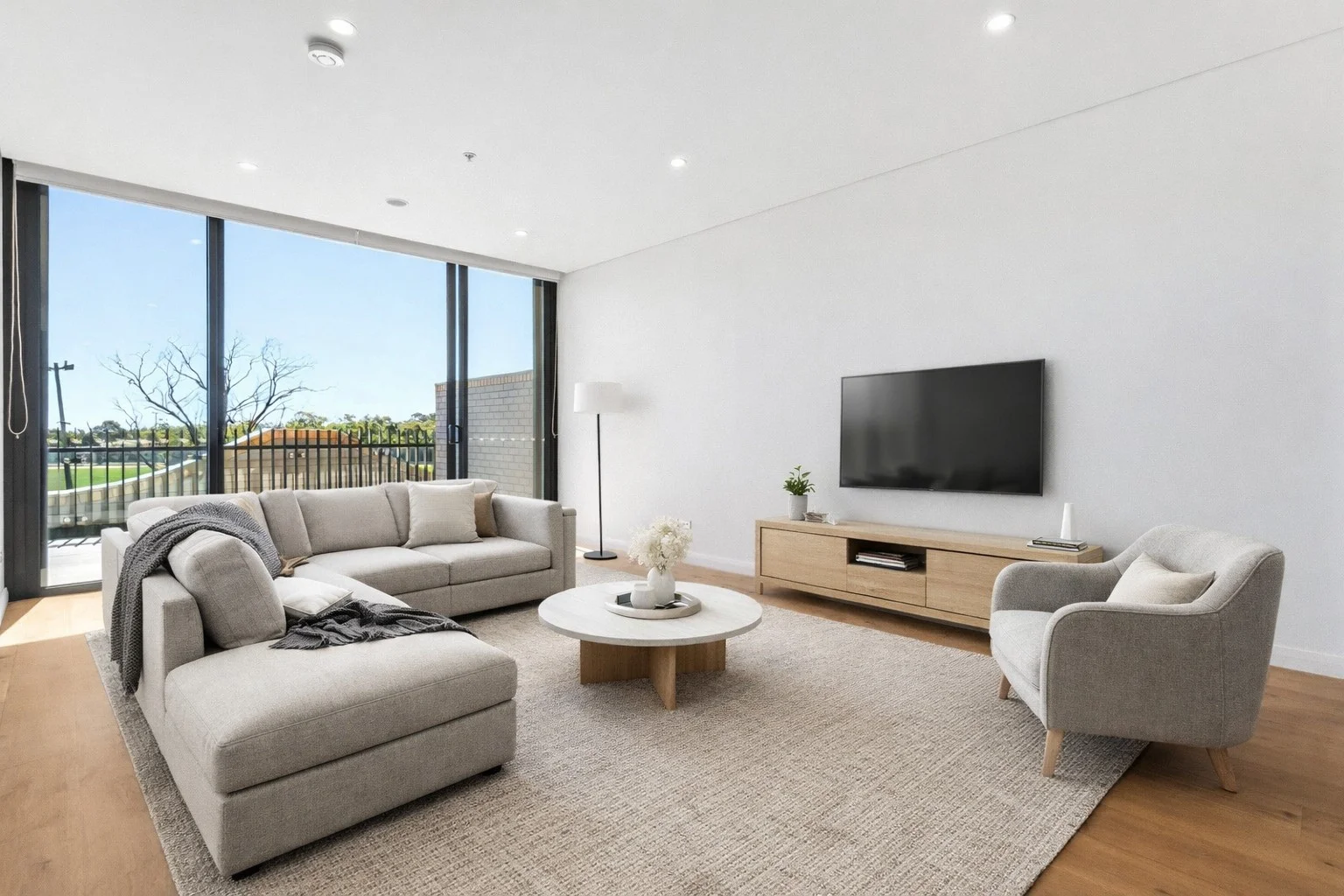 201/13 De Clambe Drive, Castle Hill NSW 2154