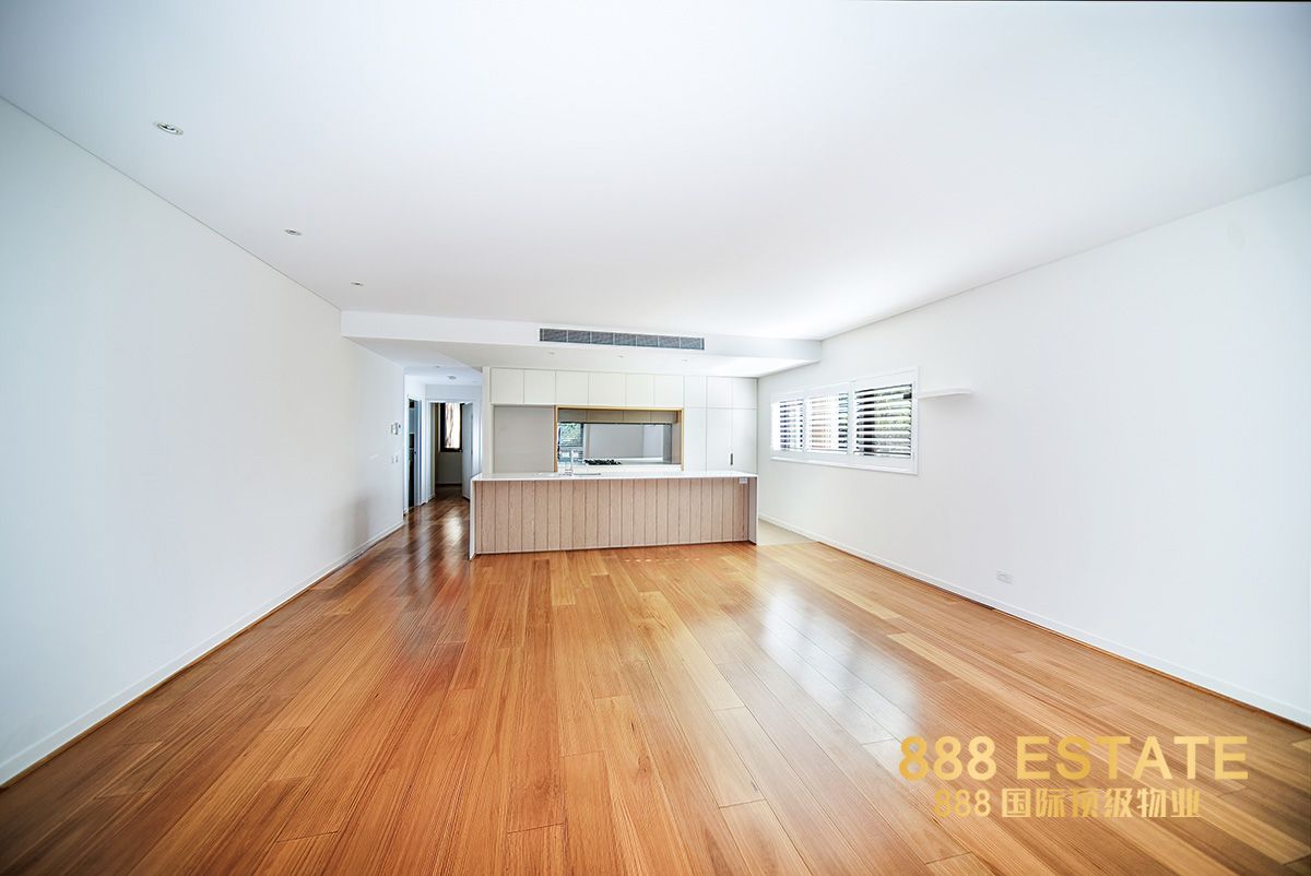 3 bedrooms Apartment / Unit / Flat in 111/1-3 Tubbs View LINDFIELD NSW, 2070