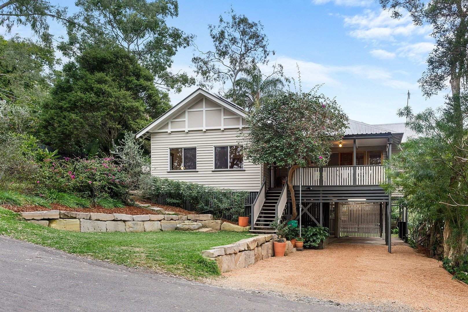 3 bedrooms House in 111 Greer Street BARDON QLD, 4065