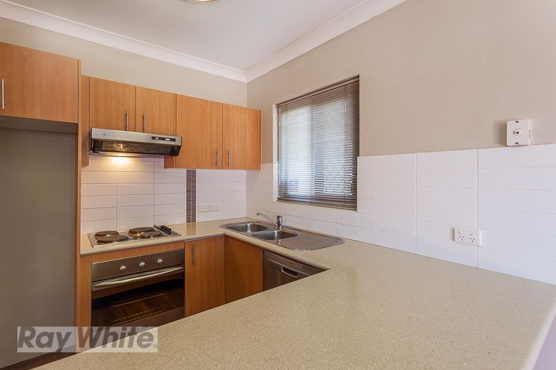 1/8 Kitchener Street, Coorparoo QLD 4151, Image 0