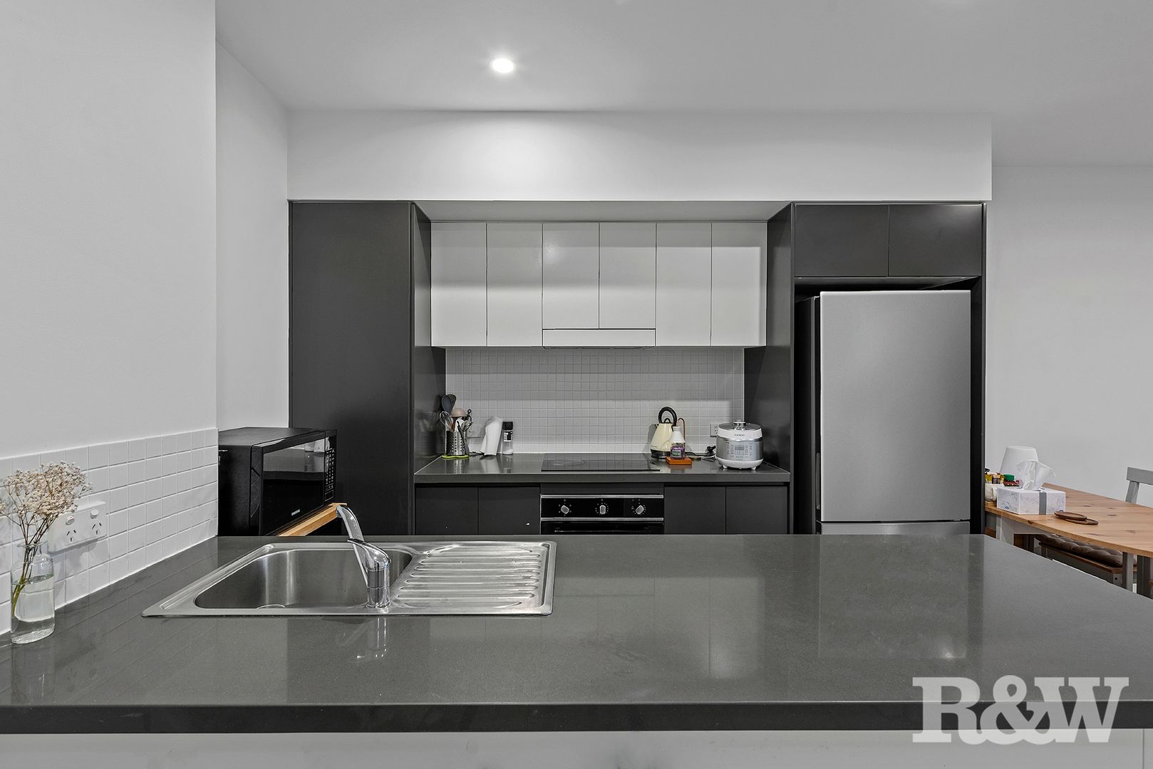 609/8 Holden Street, Woolloongabba QLD 4102, Image 1