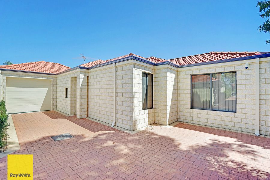 3 bedrooms Villa in 5A Chailey Place BALGA WA, 6061