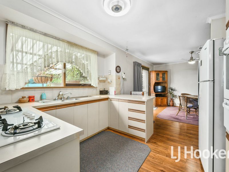 17 Princess Maria Place, Hampton Park VIC 3976, Image 2