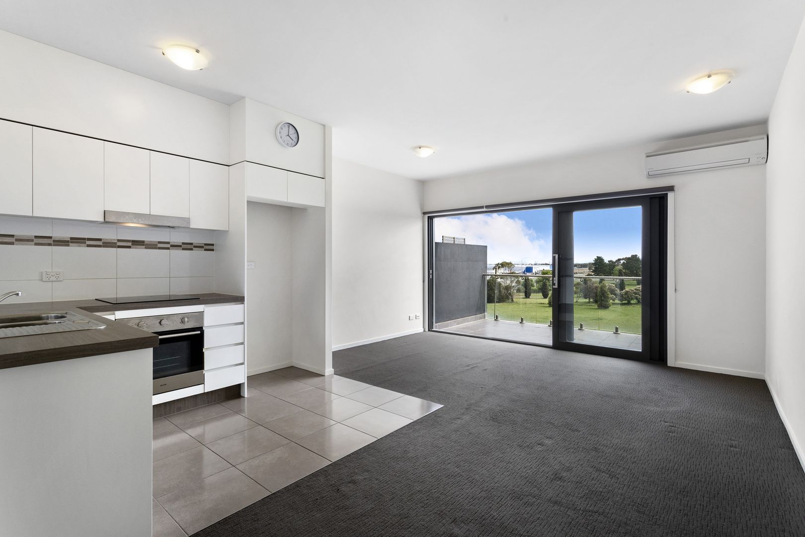 203/1 Jarama Boulevard, Epping VIC 3076, Image 2