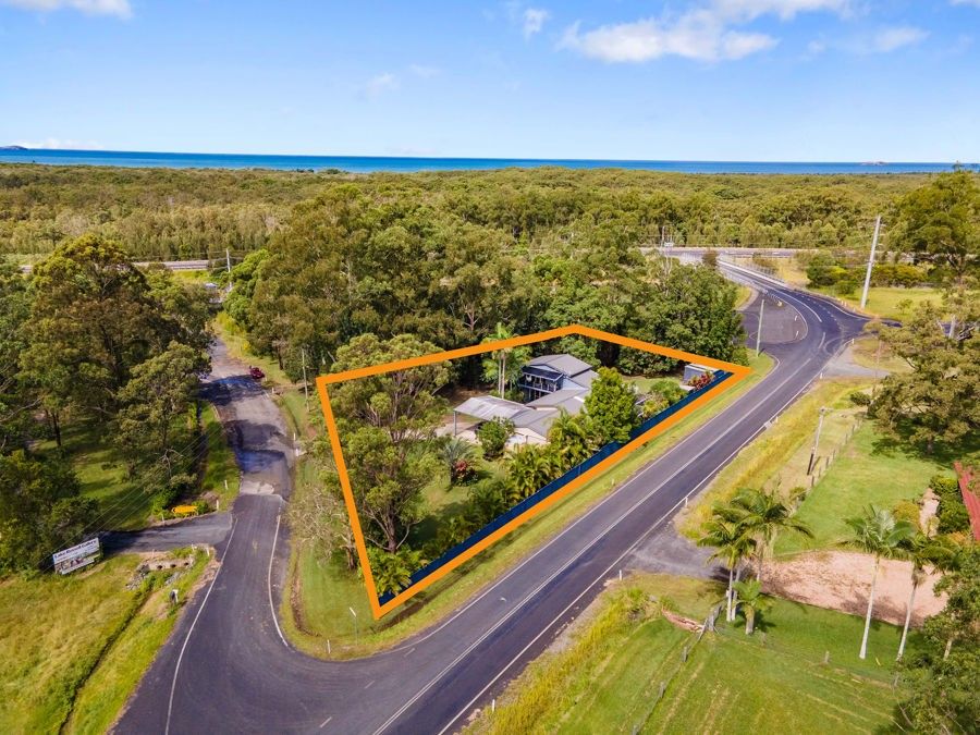 6 Lake Breeze Lane, Emerald Beach NSW 2456, Image 1