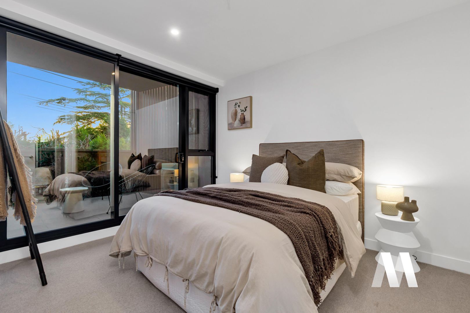 211/25 Trent Street, Glen Iris VIC 3146, Image 2