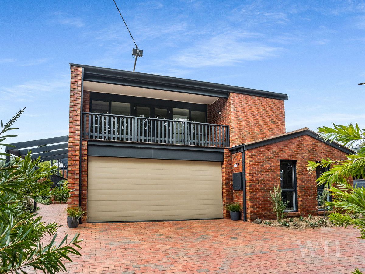 4 bedrooms House in 31 Wimbledon Avenue MOUNT ELIZA VIC, 3930