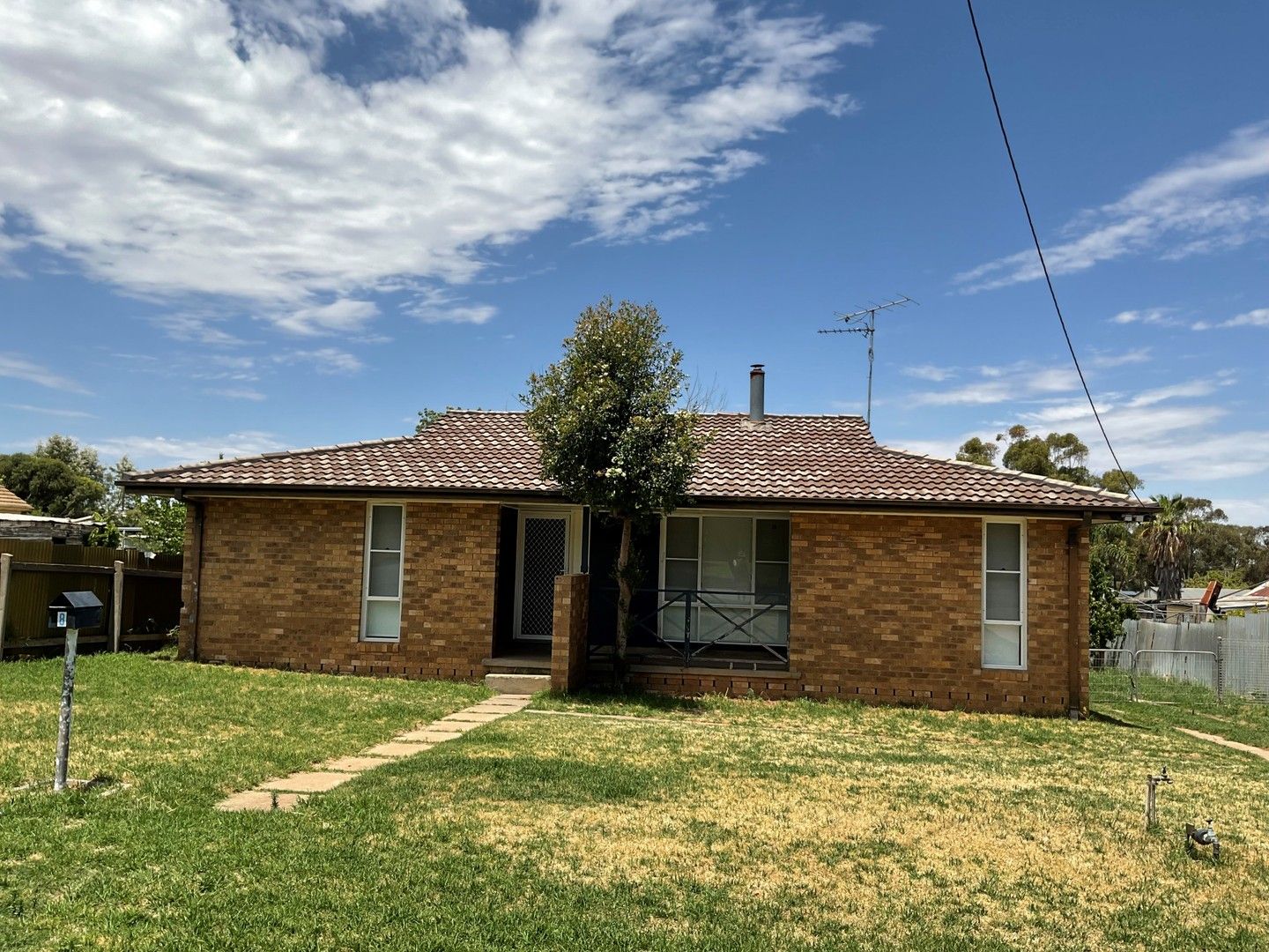 8 Frank Street, Narrandera NSW 2700 House For Rent 370 Domain