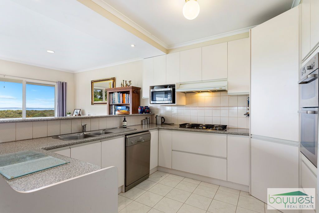 48 Salmon Street, Hastings VIC 3915, Image 2