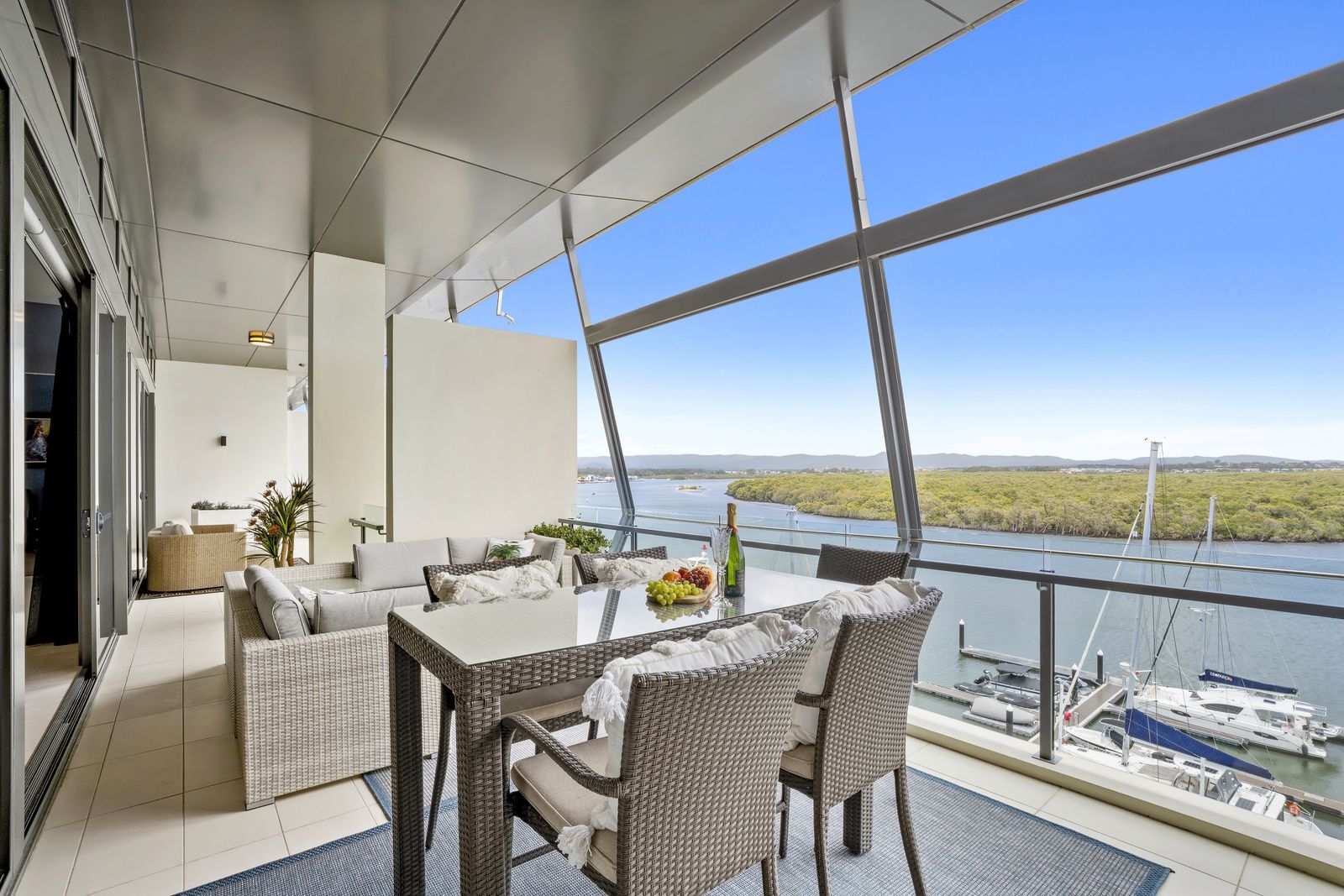 3603/4 Marina Promenade, Paradise Point QLD 4216, Image 0