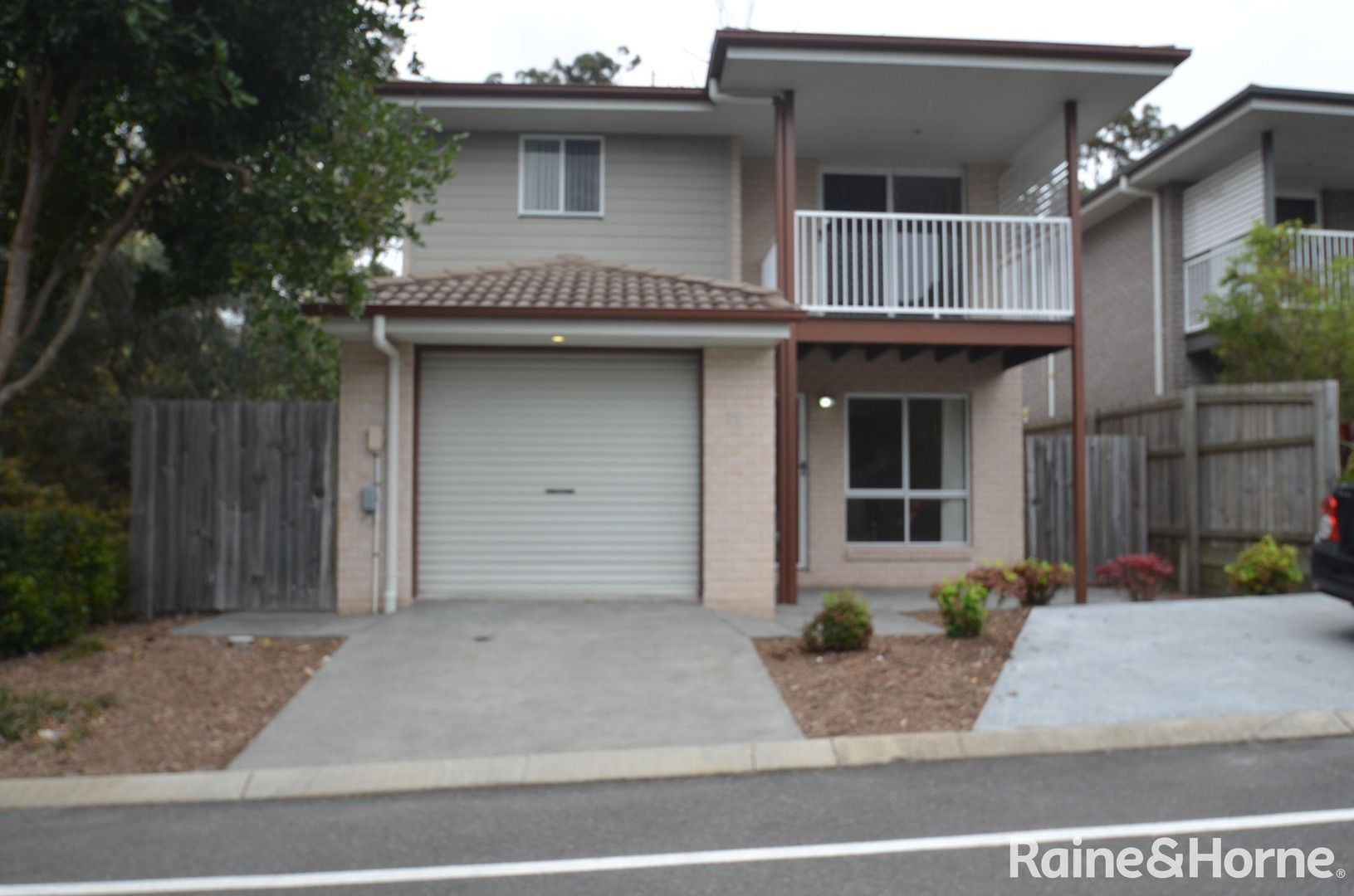 Allingham Street, Kuraby QLD 4112 3 beds townhouse for Rent, AS NEW
