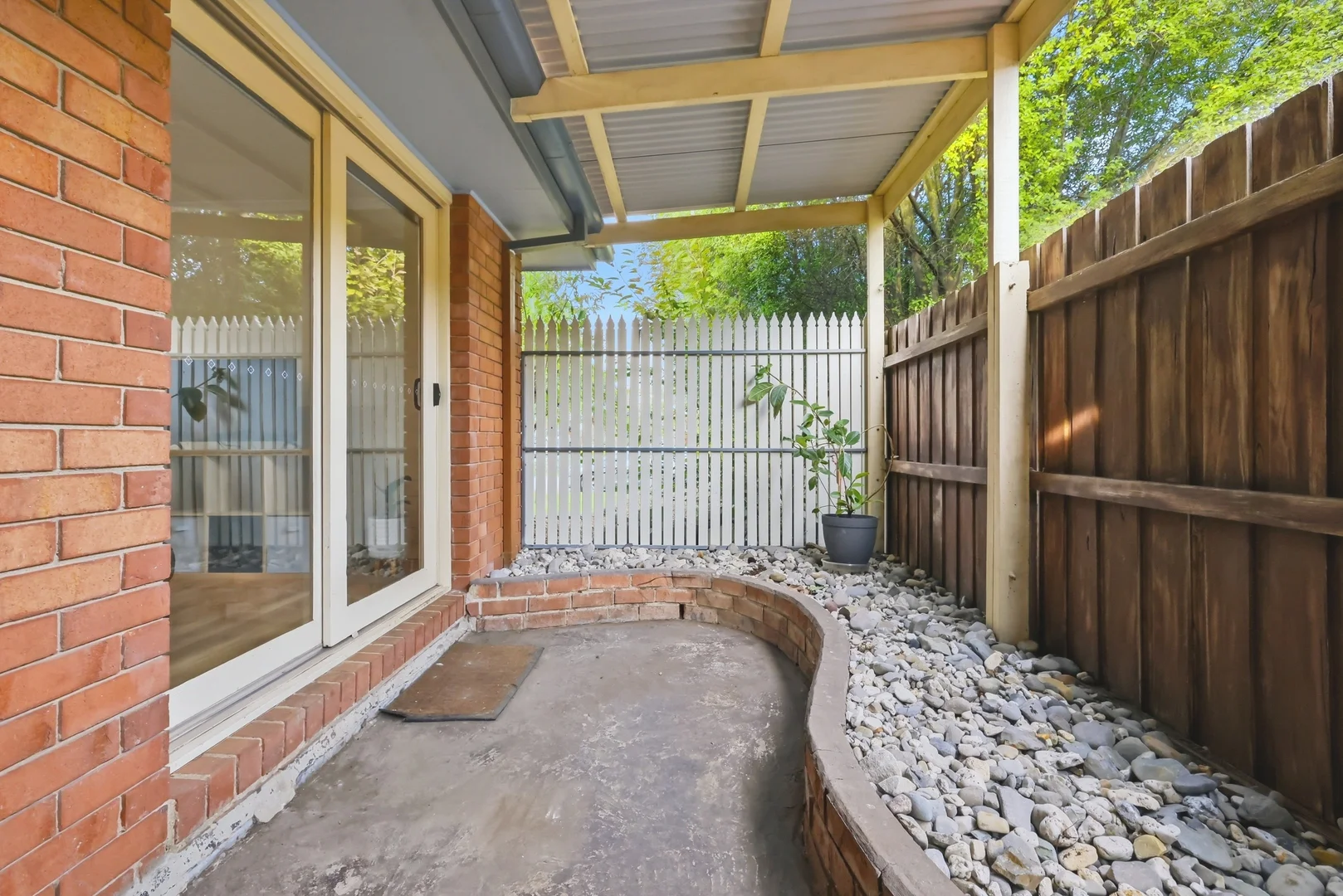 Additional image 14 of 4 Banksia Court, Romsey VIC 3434