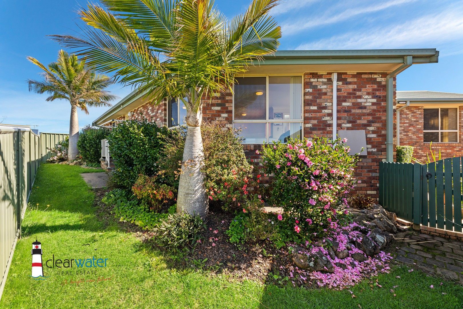 2 bedrooms Villa in 2/6 George St BERMAGUI NSW, 2546