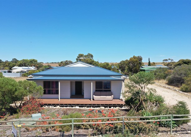 18 Esther Lane, Port Julia SA 5580