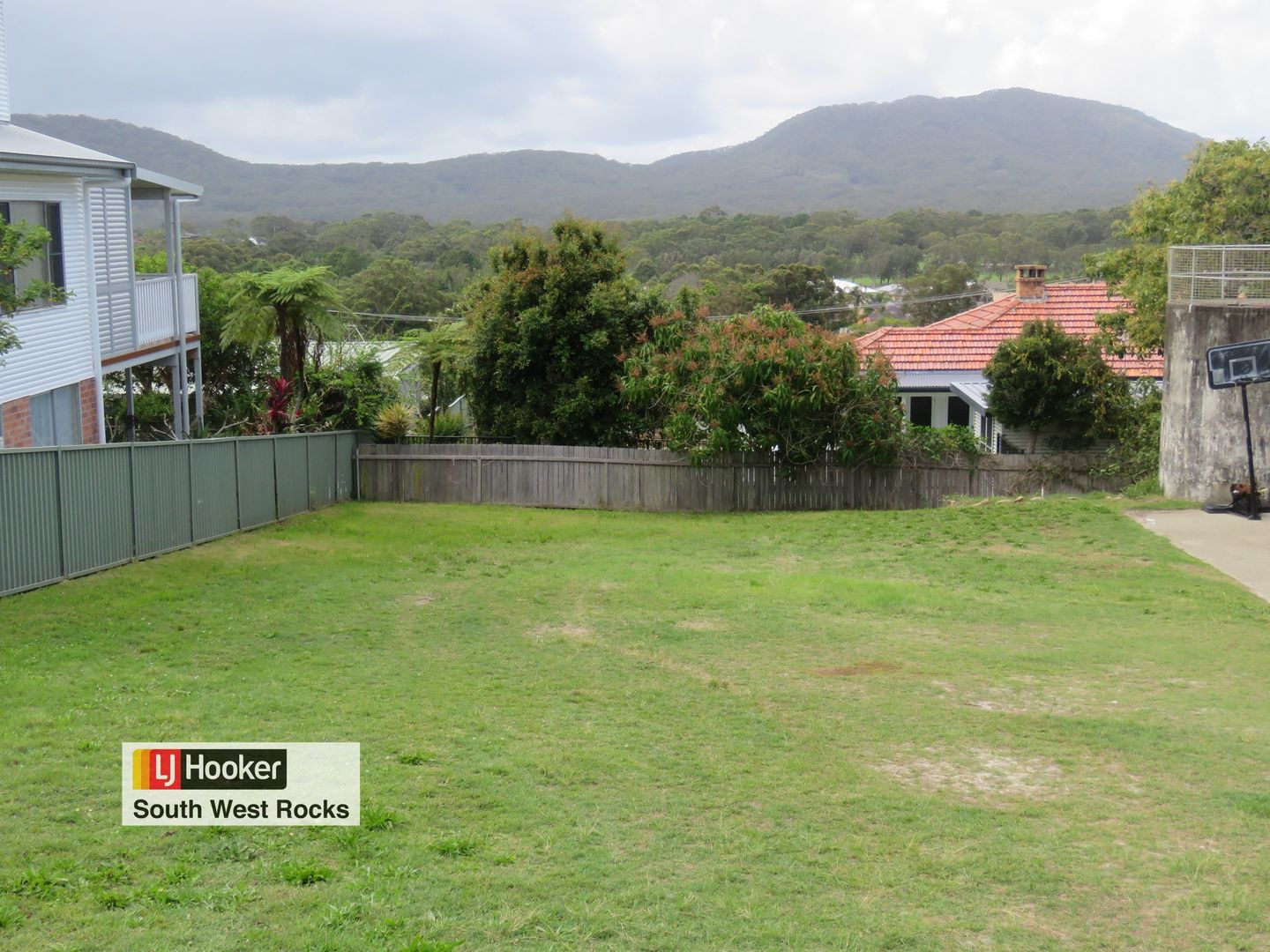 10 Seaview Street, South West Rocks NSW 2431, Image 2