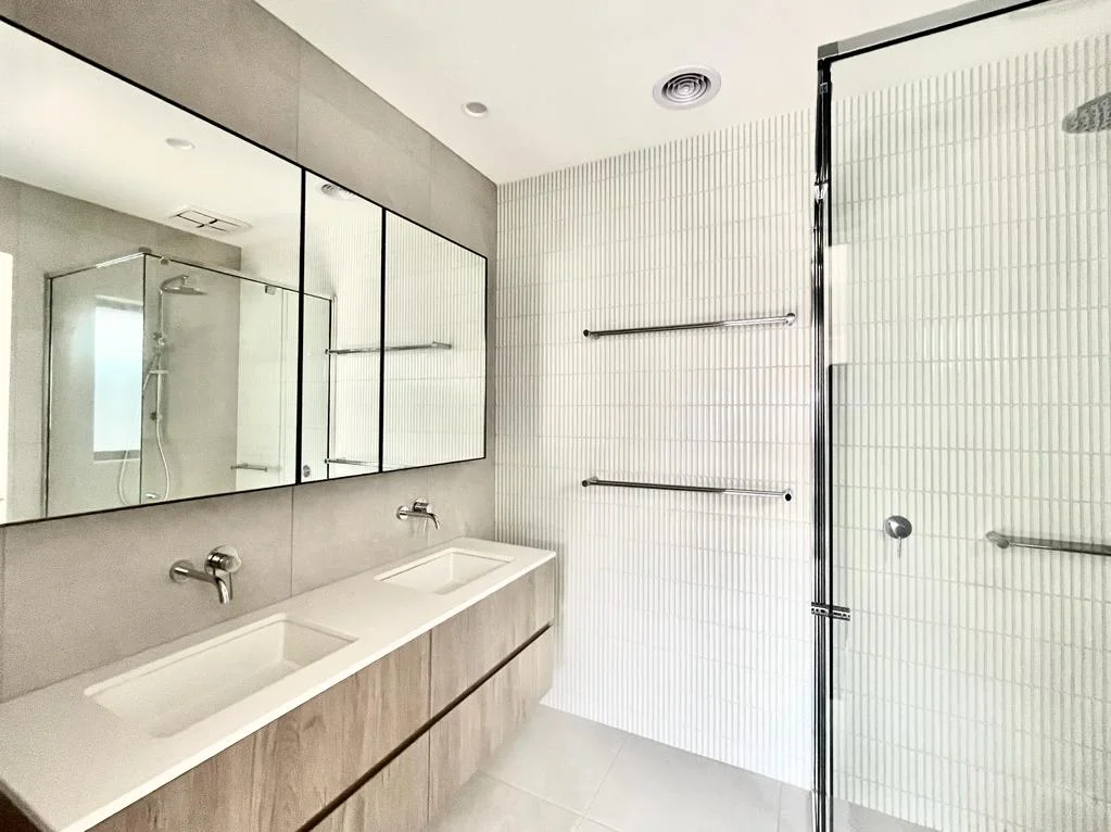 Additional image 12 of 4b2b Rustic Avenue, Burwood East VIC 3151