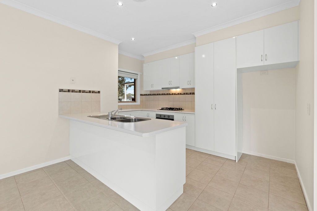1/1120 Geelong Road, Mount Clear VIC 3350, Image 2
