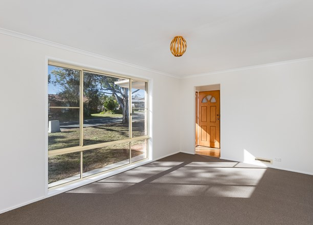 60 Pennington Crescent, Calwell ACT 2905