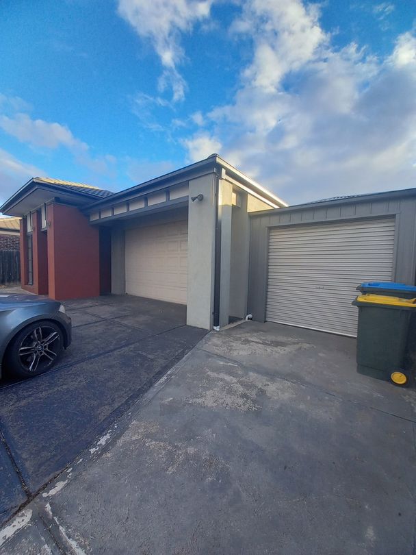 4 bedrooms House in 11 Botanical Drive TRUGANINA VIC, 3029