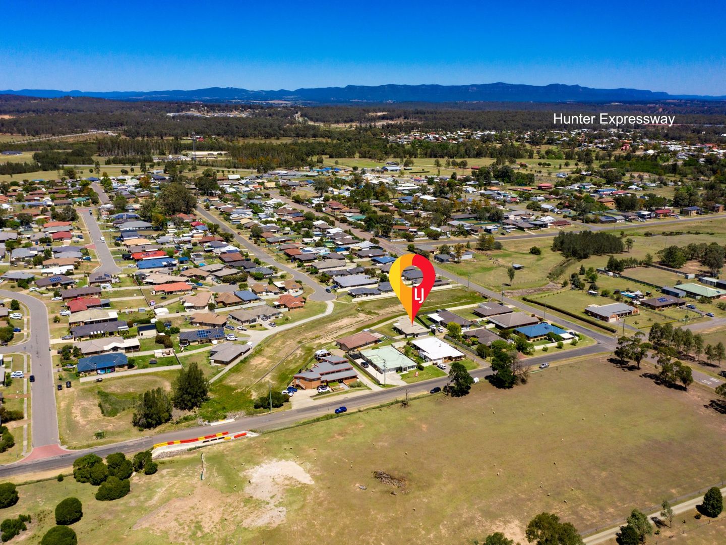 96 Hillview Road, East Branxton NSW 2335, Image 2