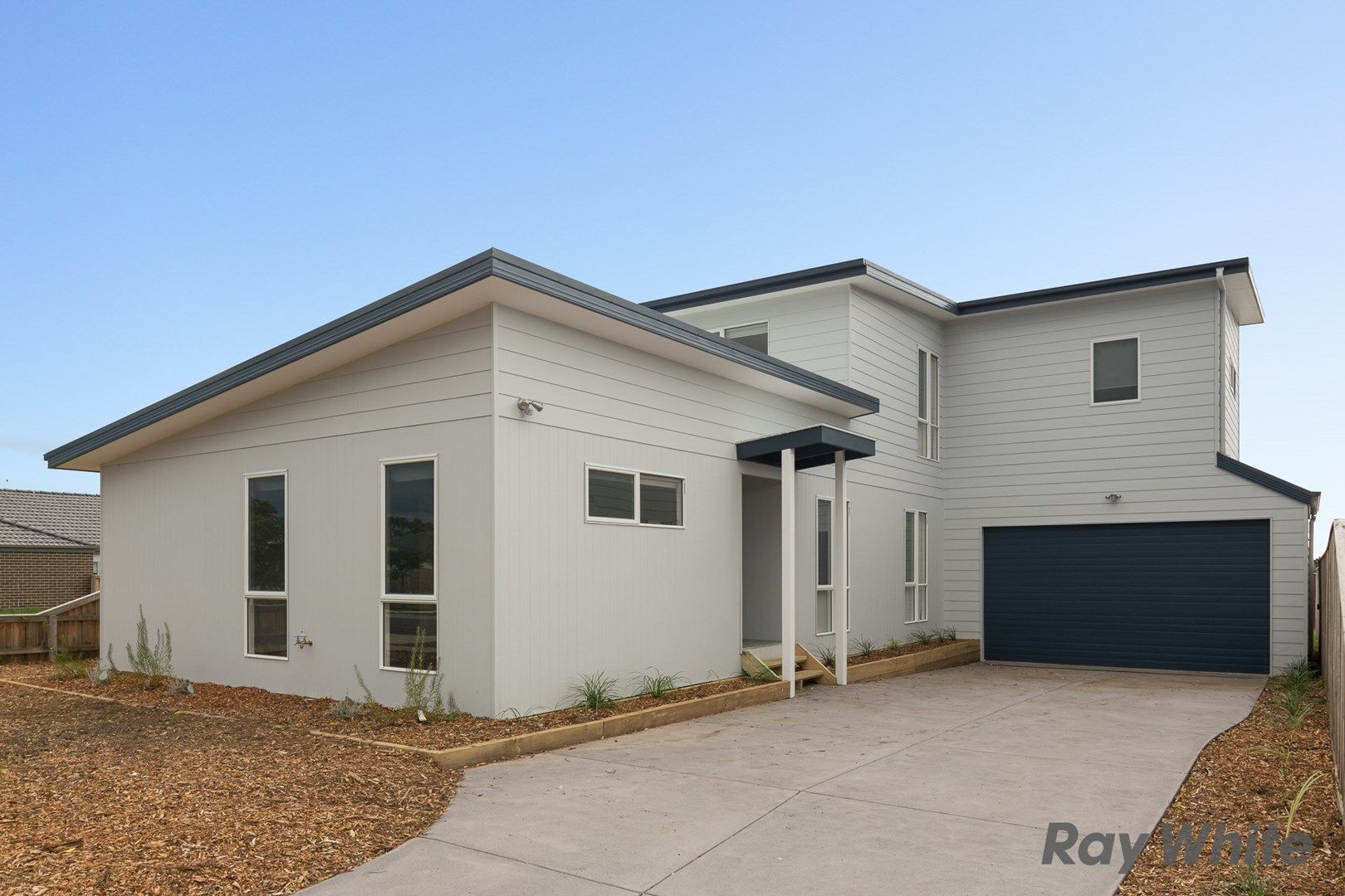 8 Silverstone Drive, Cowes VIC 3922, Image 0