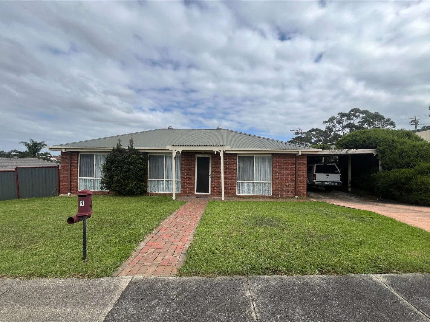 4 Oak Avenue, Traralgon VIC 3844
