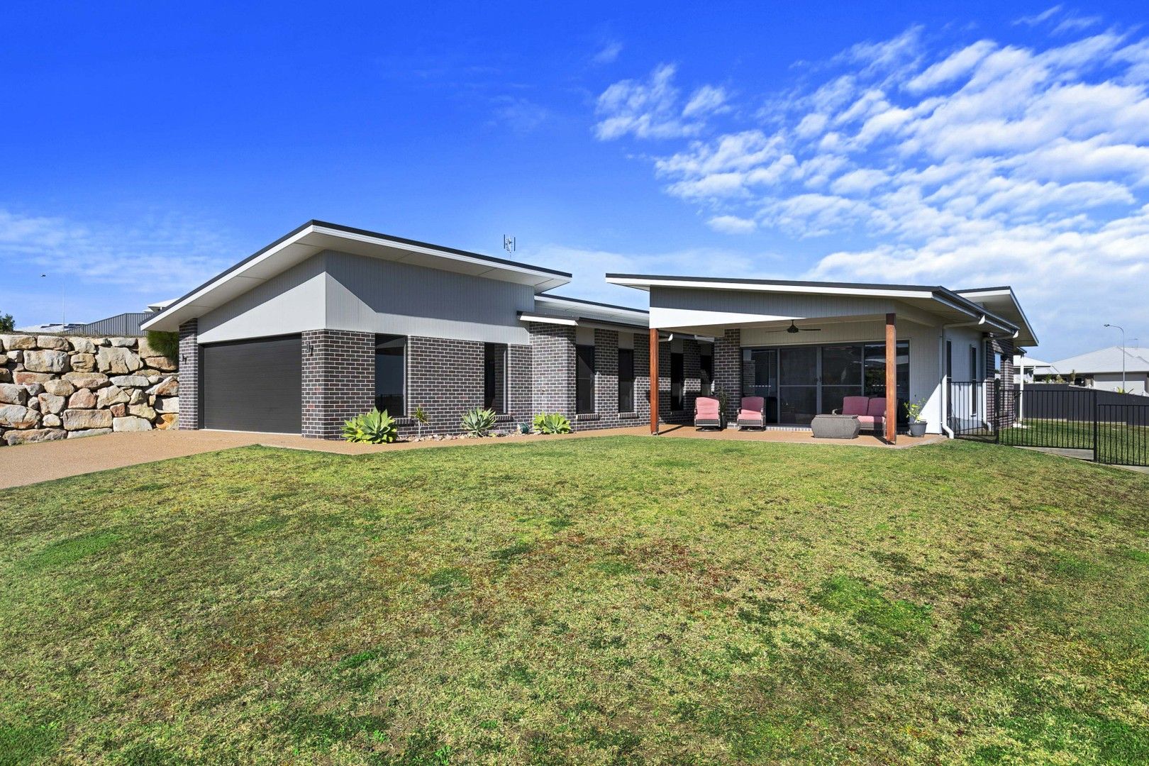 4 bedrooms House in 1 Rose Court NIKENBAH QLD, 4655