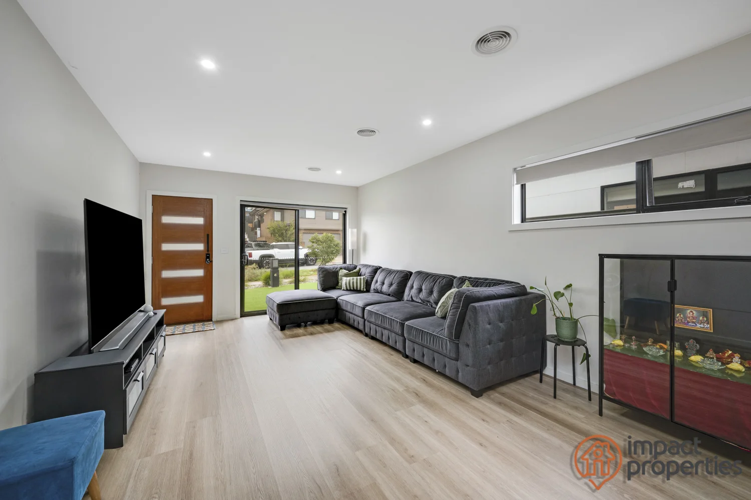 Additional image 3 of 4 Keith Bain Crest, Whitlam ACT 2611