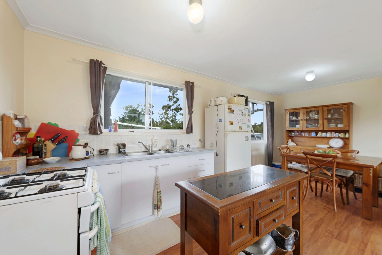 10 Garnham Monument Road, Morganville QLD 4671, Image 2