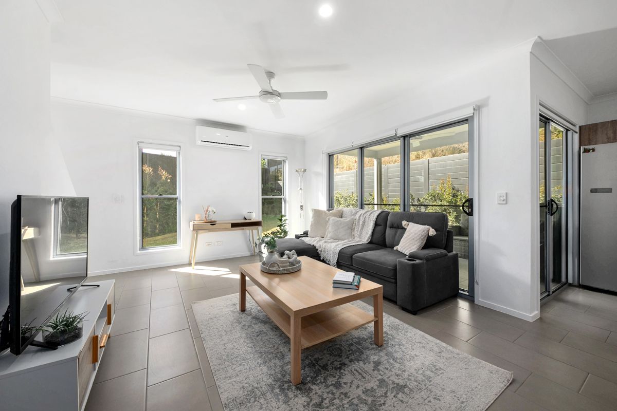 37/84 Finnegan Circuit, Oxley QLD 4075, Image 2