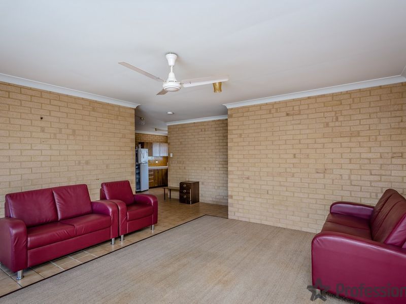 10/13 Ainsworth Street, Geraldton WA 6530, Image 2