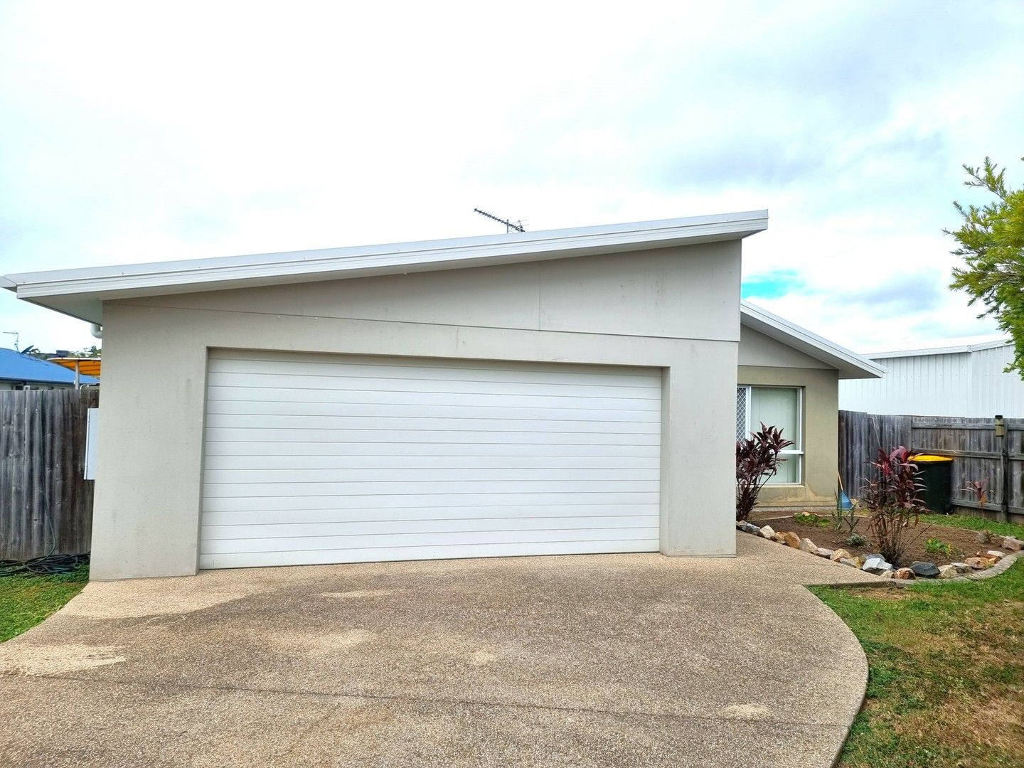 7 Sapphire Crescent, Bowen QLD 4805, Image 2