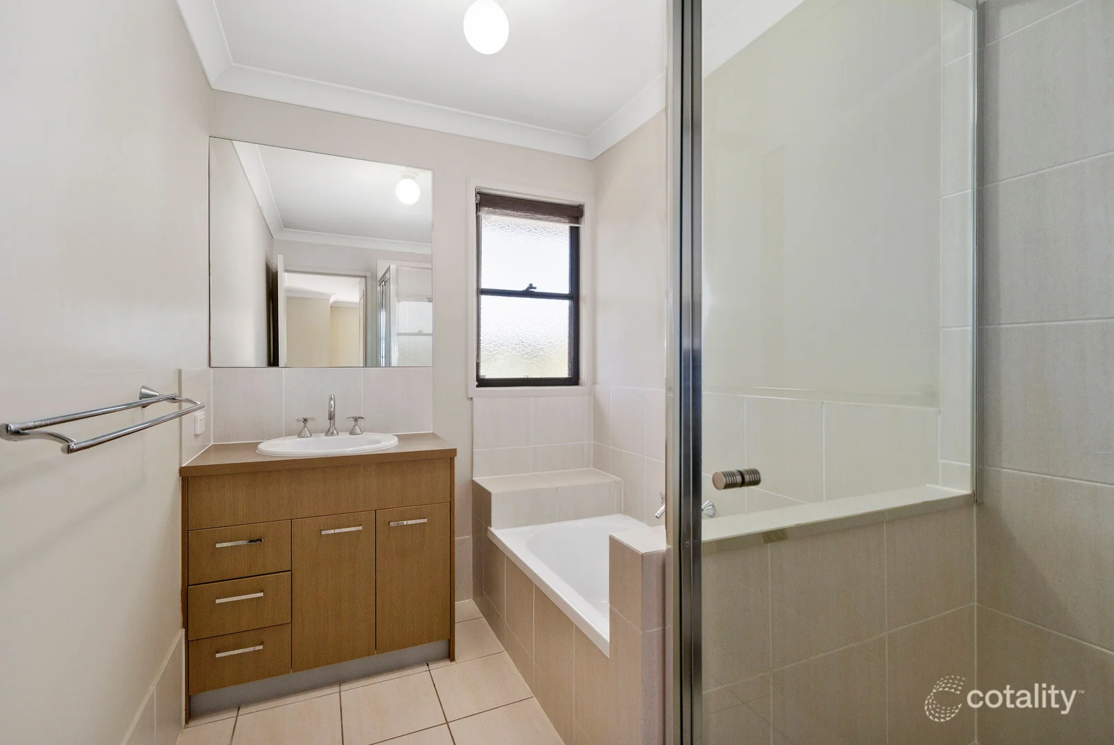 Additional image 14 of 17 Silver Dawn Crescent, Oxenford QLD 4210