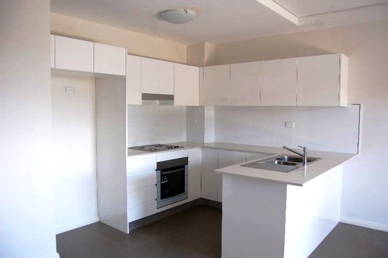 5/582-588 Woodville Rd, Guildford NSW 2161, Image 2