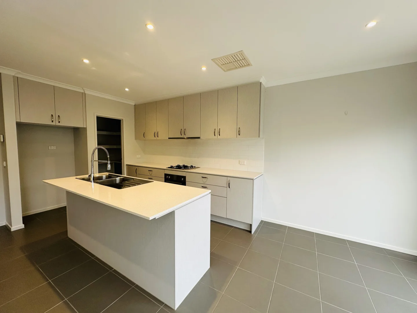 Additional image 3 of 9 Altamont Road, Craigieburn VIC 3064