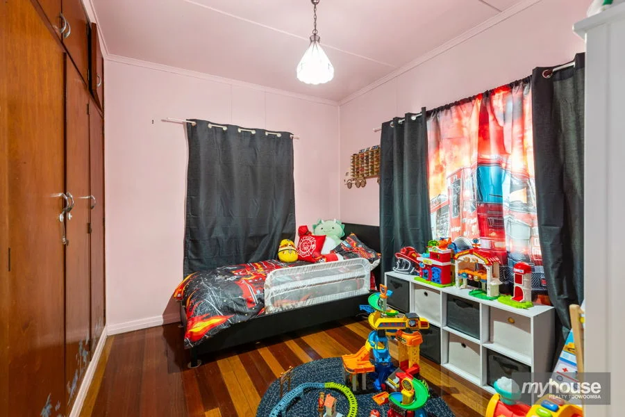 Image 7