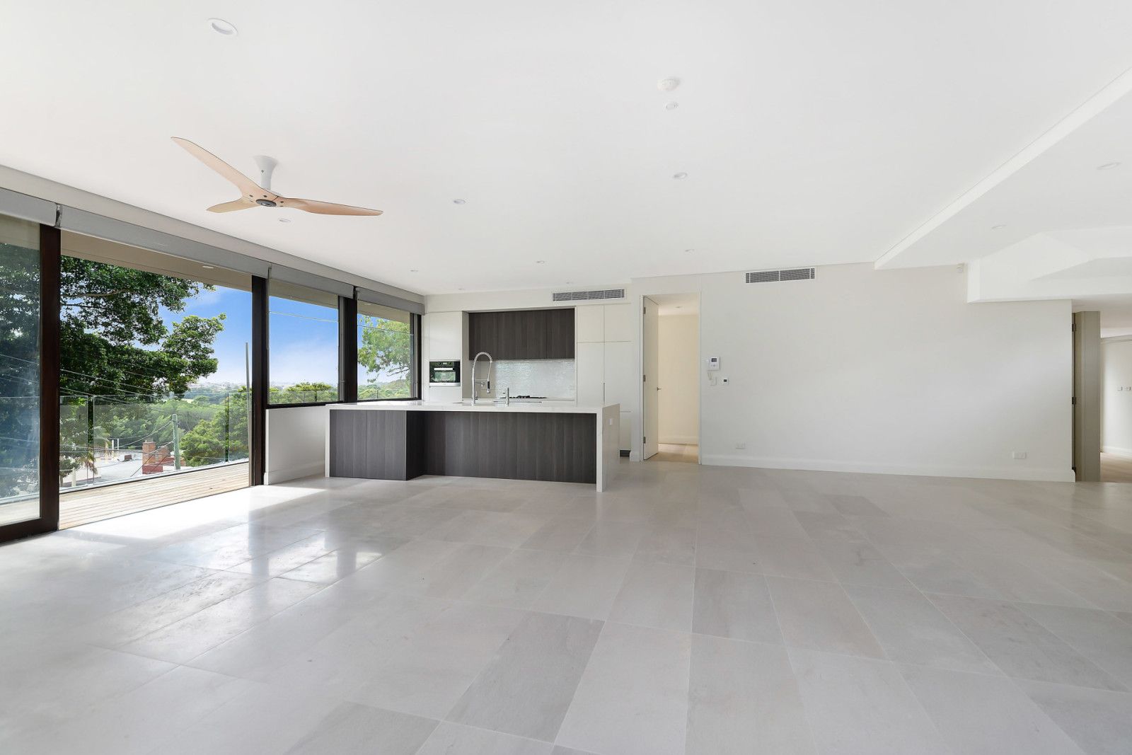 3 bedrooms Apartment / Unit / Flat in 2/34B Latimer Road BELLEVUE HILL NSW, 2023