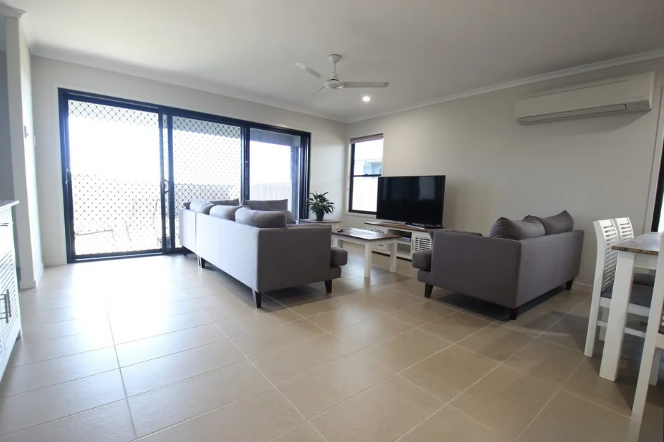 Additional image 7 of 16 Raffia Street, Rural View QLD 4740