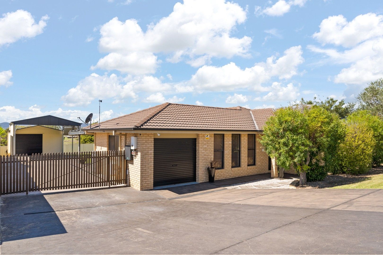 4 bedrooms House in 69 White Circle MUDGEE NSW, 2850