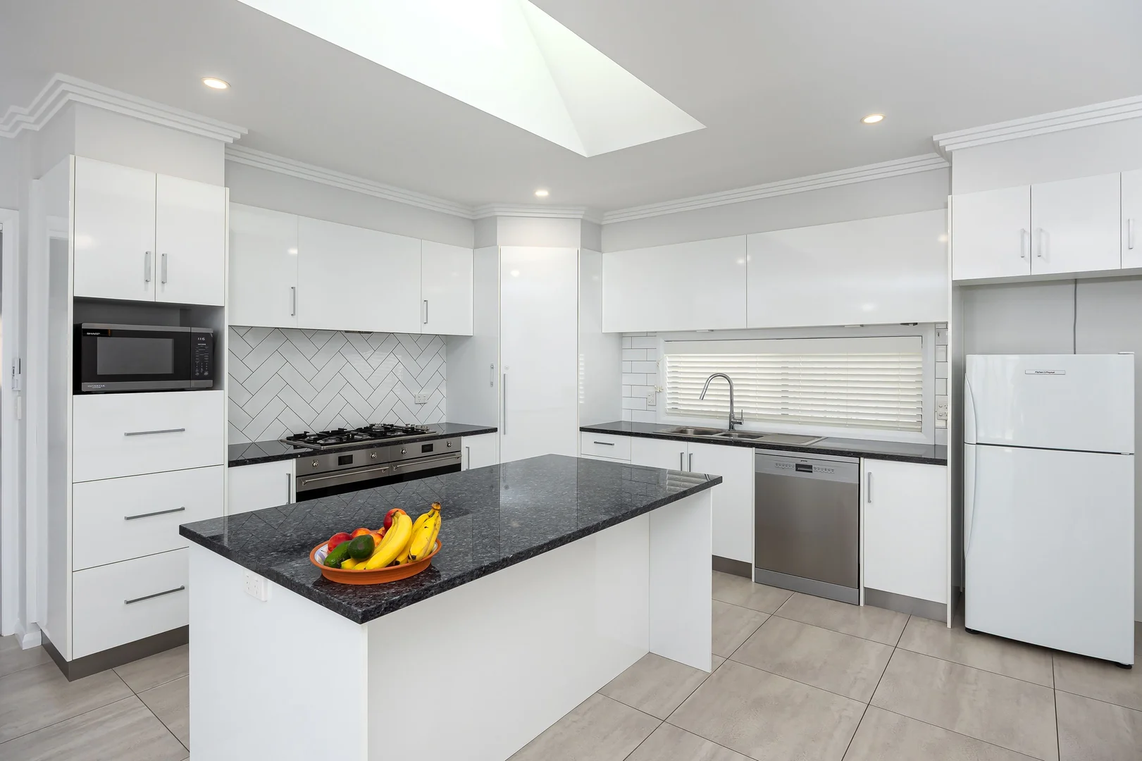 Additional image 2 of 14 Chipp Place, Lloyd NSW 2650