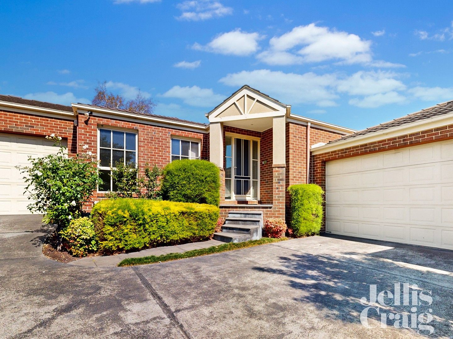 3 bedrooms Apartment / Unit / Flat in 2/56 Flowerdale Road GLEN IRIS VIC, 3146