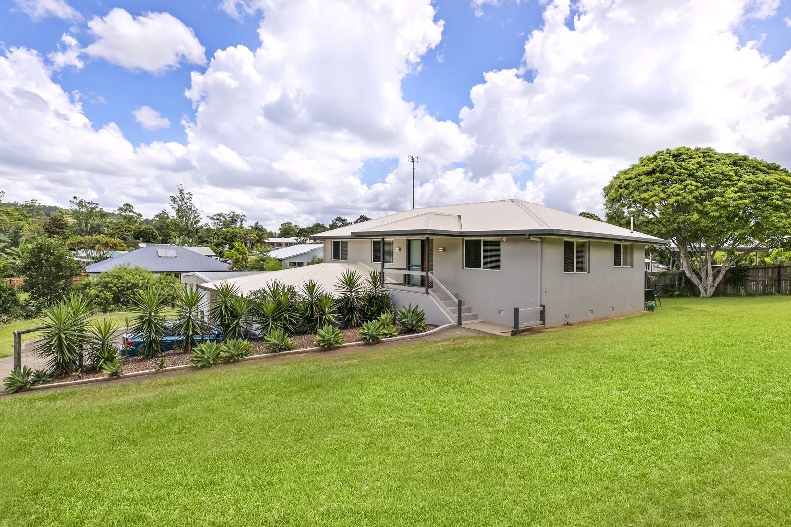 23 Lingara Avenue, Palmwoods QLD 4555, Image 1