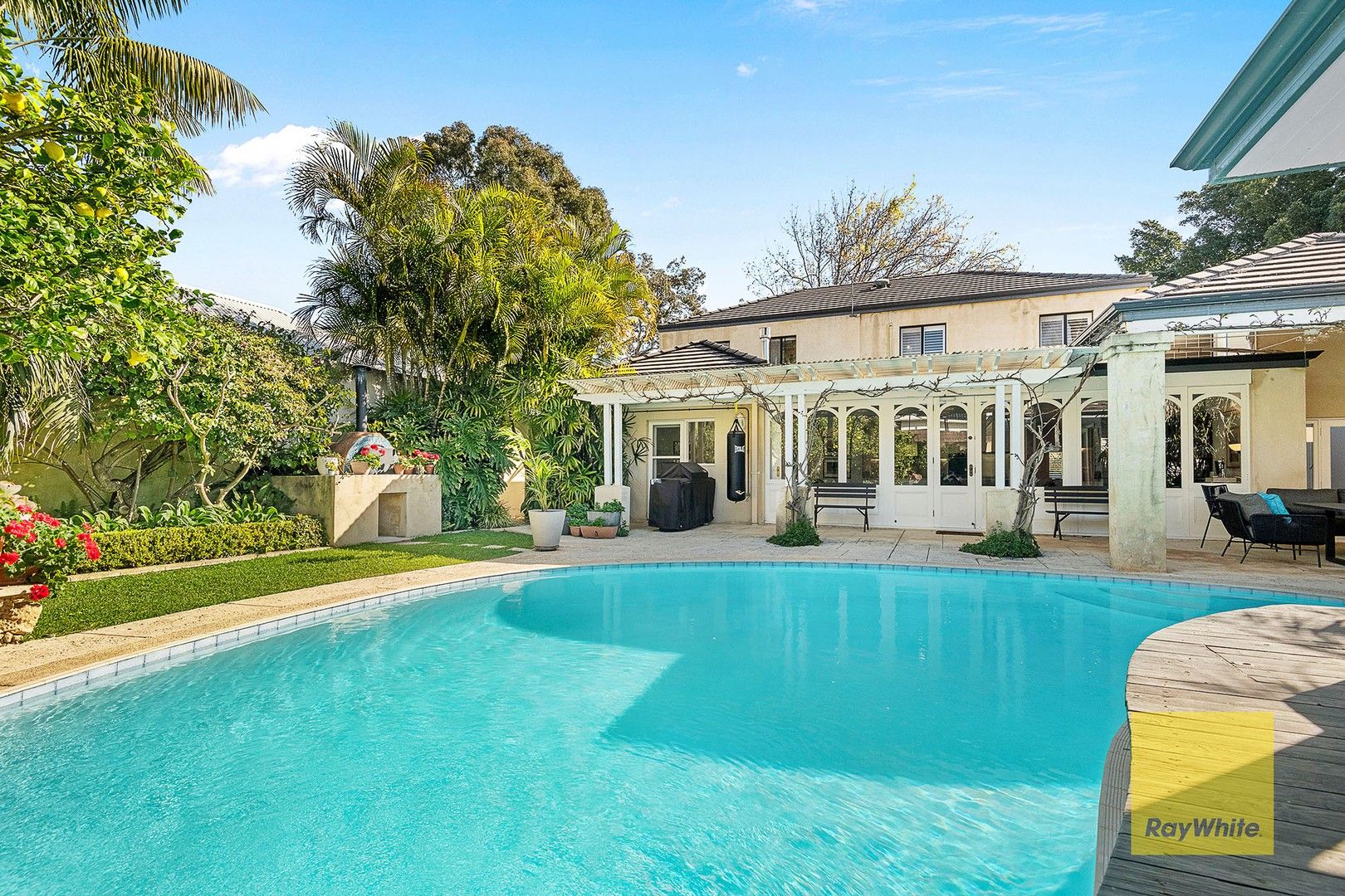 Mosman Park WA 6012 4 beds house for Sale, Offers closing 20th