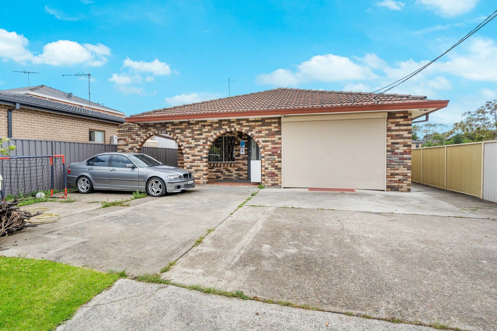 9 bedrooms House in 4 Handley Street AUBURN NSW, 2144