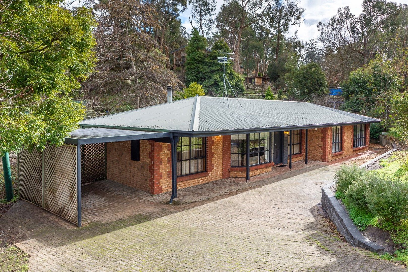 25 Hill View Road, Bridgewater SA 5155, Image 0